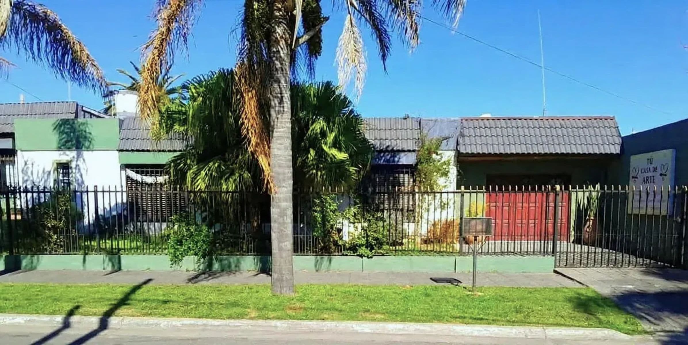 Venta Casa 6 Ambientes Con Plieta Quincho y Cochera Ituzaingo