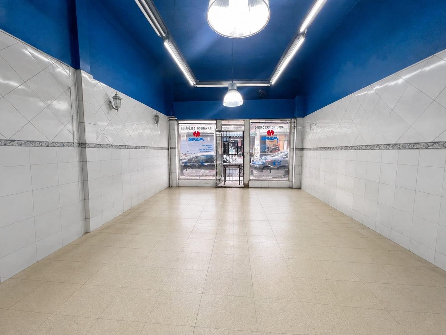 LOCAL EN VENTA CON PH 2 AMBIENTES EN MONSERRAT