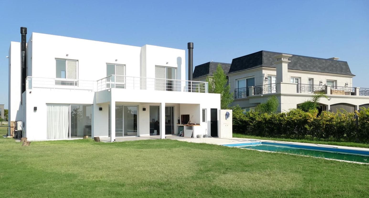 ALQUILER CASA ESCOBAR PUERTOS: 3 DORMITORIOS -DEPENDENCIA - PISCINA- NÁUTICA -BARRIO CEIBOS