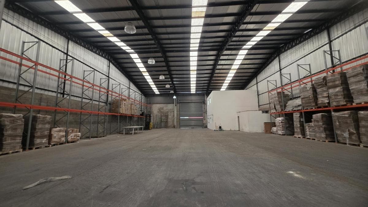 Depósito en Alquiler de 1250 m² en Canning Industrial