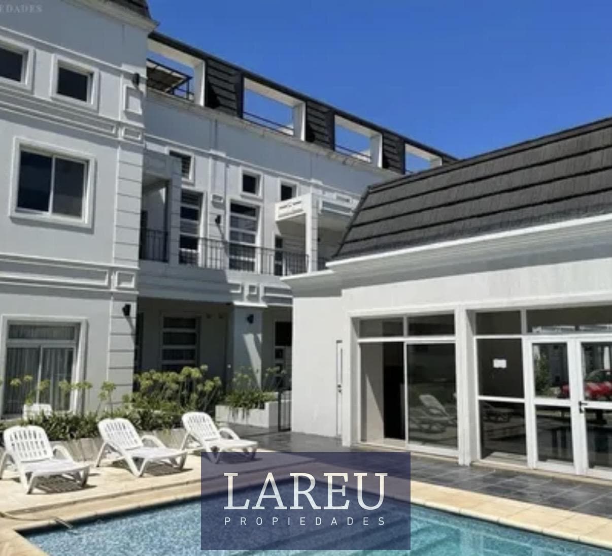 Departamento en venta 2 amb con jardín, Arcos del pilar