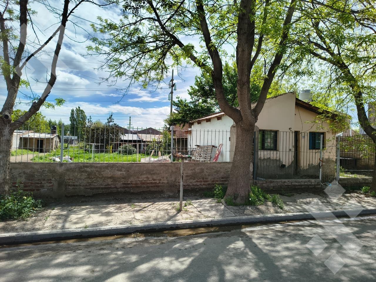 VENTA de terreno frente a ruta 151