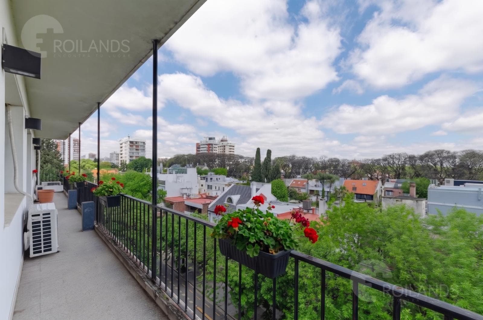 EXCLUSIVO 4 AMBIENTES CON BALCÓN CORRIDO, VISTA PANORÁMICA, COCHERA Y DEPENDENCIA EN BELGRANO R