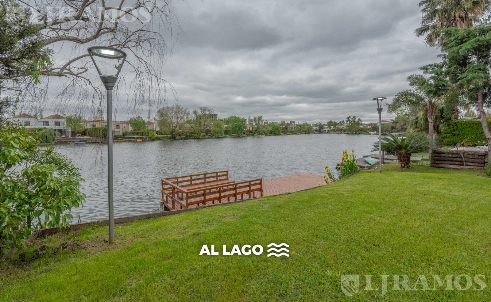 Casa a la laguna con 4 dormitorios en venta en LOS OMBÚES