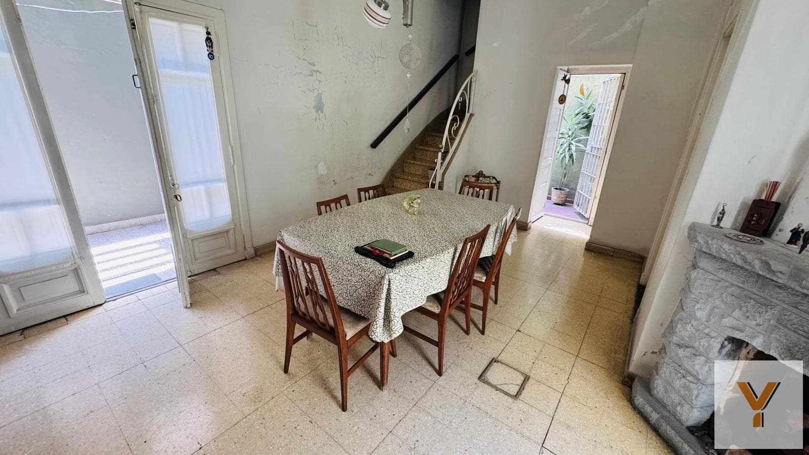 Casa en venta - 3 Dormitorios 2 Baños - 180mts2 - Piñeyro