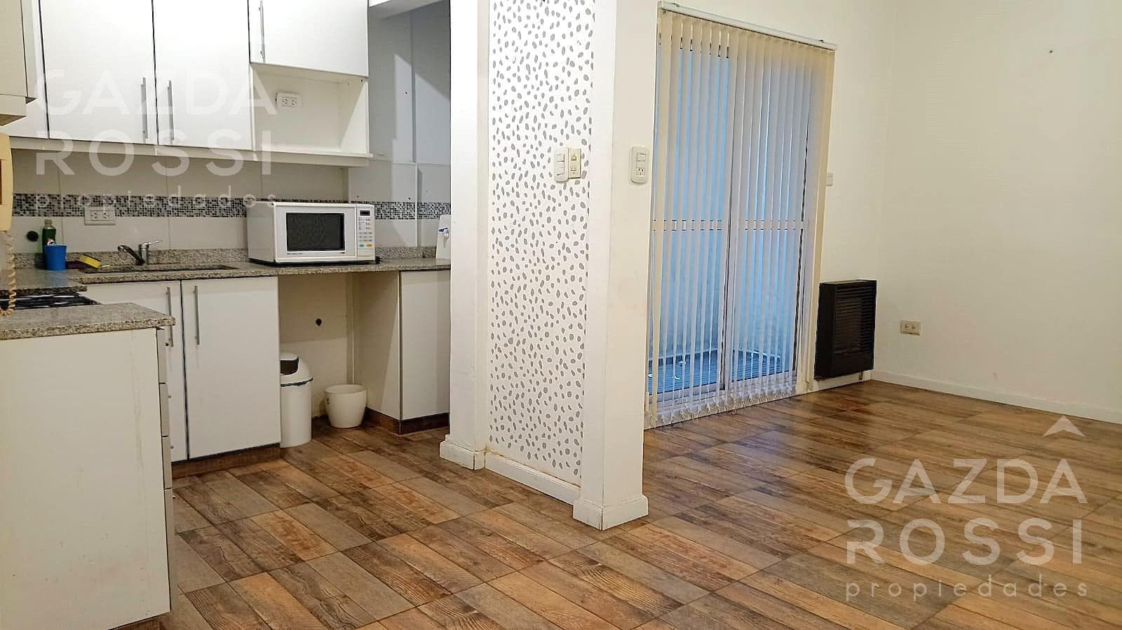Departamento en alquiler en Banfield - Apto vivienda o profesional -