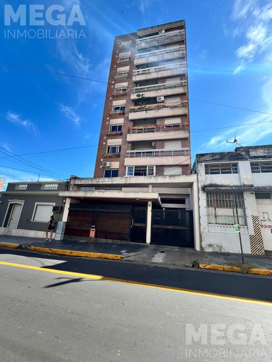 Cochera en venta Centro de Parana!