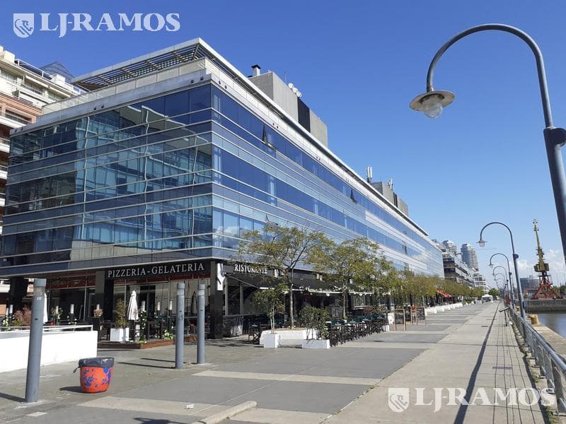 Alquiler de oficina de 650 m2 en Puerto Madero