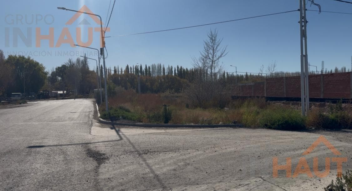 Vendo Lote en Los Alamos calle Solalique Neuquen Capital