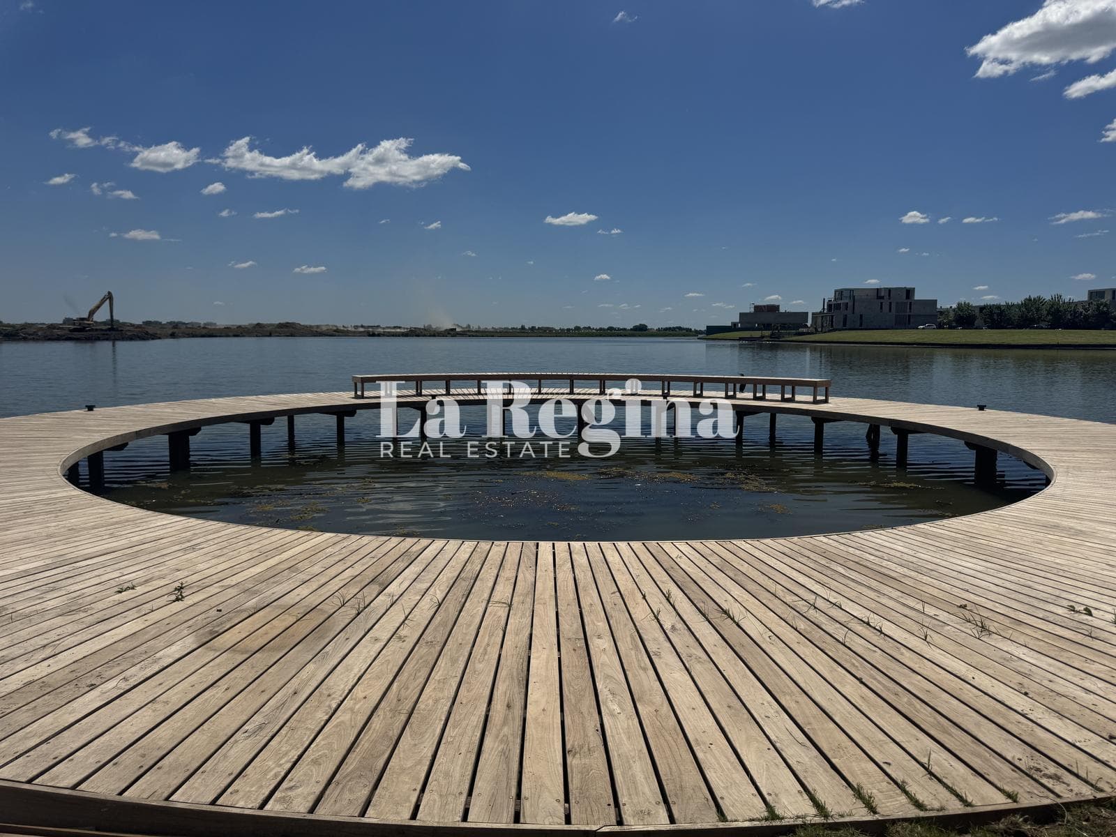 Departamento amoblado de lujo en alquiler con 2 dormitorios en Oceana, Nordelta.