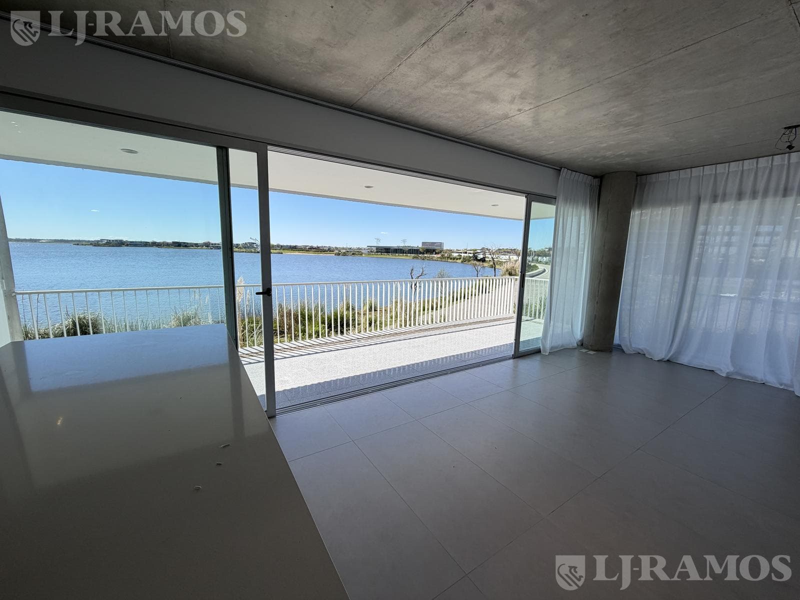Residencias del Lago - Puertos Escobar